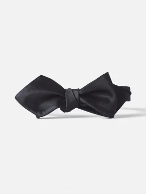 The Black Tux Neckwear*Black Satin Diamond Bow Tie