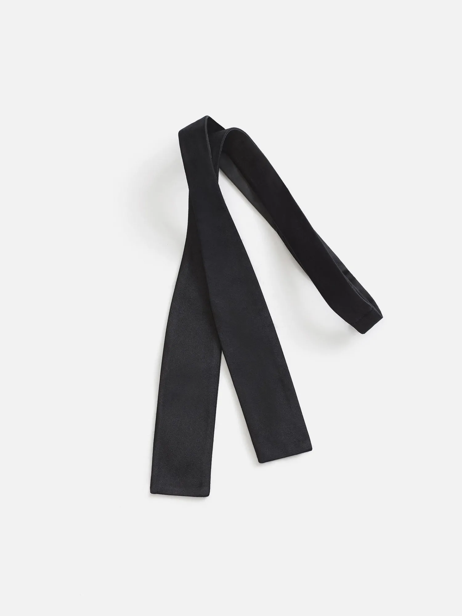 The Black Tux Neckwear*Black Satin Straight Bow Tie