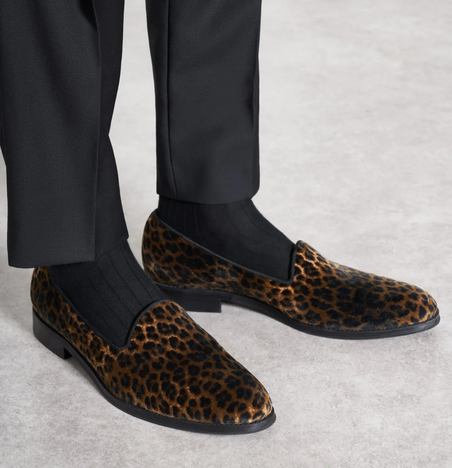 The Black Tux Shoes*Leopard Velvet Loafers